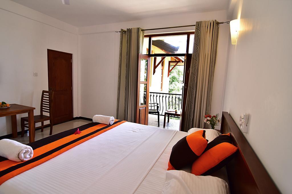 Park Lane 88 Apartments Negombo Exterior foto